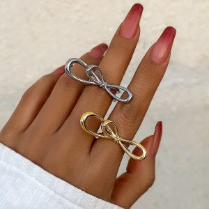 Metallic Bow Adjustable Ring
