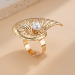 Shell Ring with Pearl Accent